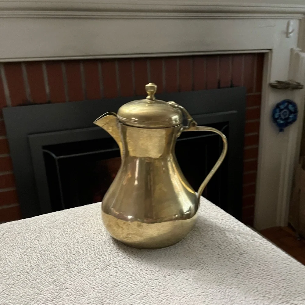 Vintage Solid Brass Lidded ‎ Coffee Carafe Jug  9”